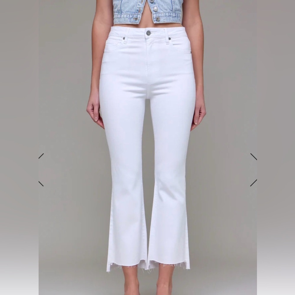 Hidden Happi Clean Step Hem Cropped White Flared Women's Jeans, Size 24, NWT